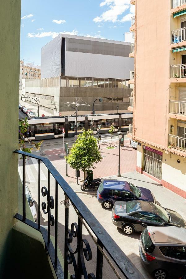 Apartamento Confortable * La Marina De *