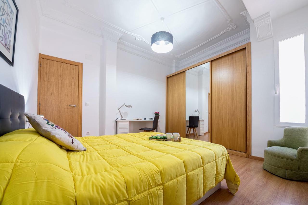 Confortable * La Marina De Apartment *