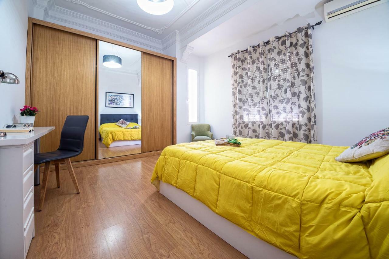 Confortable * La Marina De Apartment *